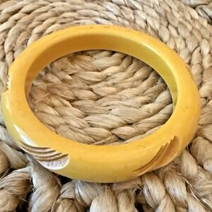 Vintage Butterscotch Carved Bangle Bracelet 14mm Wide Yellow Bakelite Style